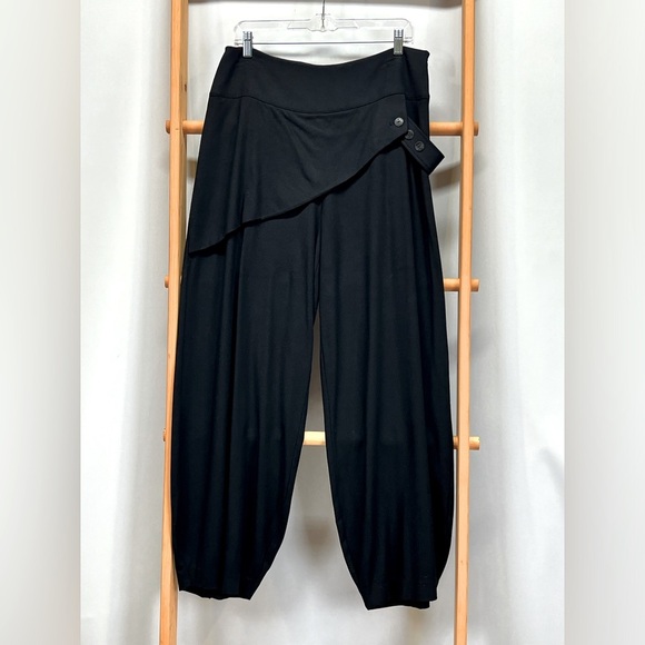 SARAH PACINI Black wool blend balloon leg pants size 2.